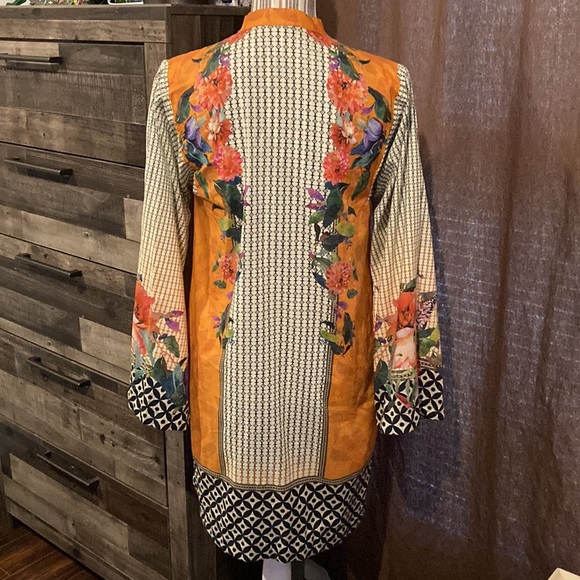 Sapphire Brand Floral dress -splits up sides, wooden buttons-Size Med - Picture 8 of 11